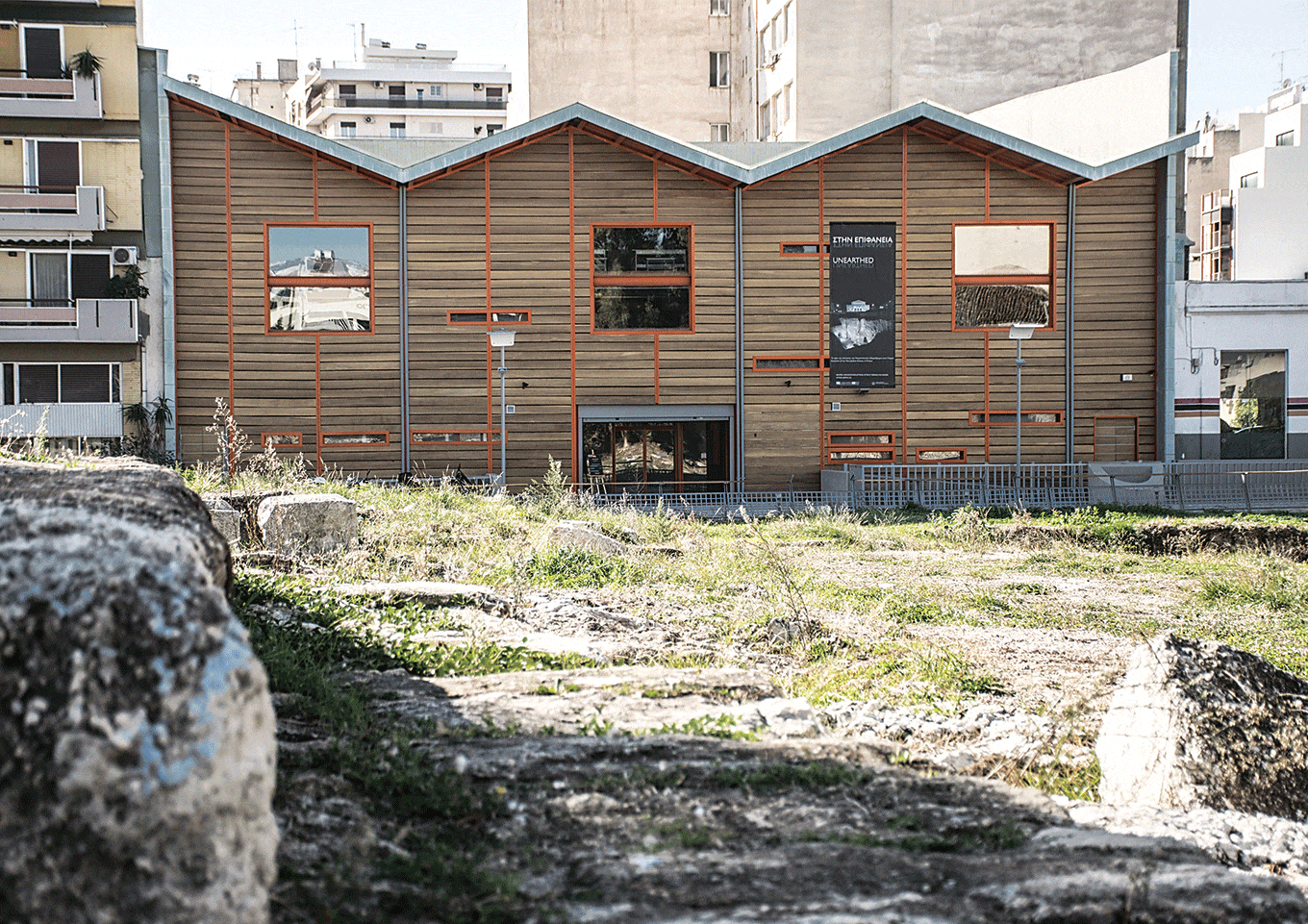 3 05 το μουσείο από την διαμέσου Πύλη Φωτο Asvestas