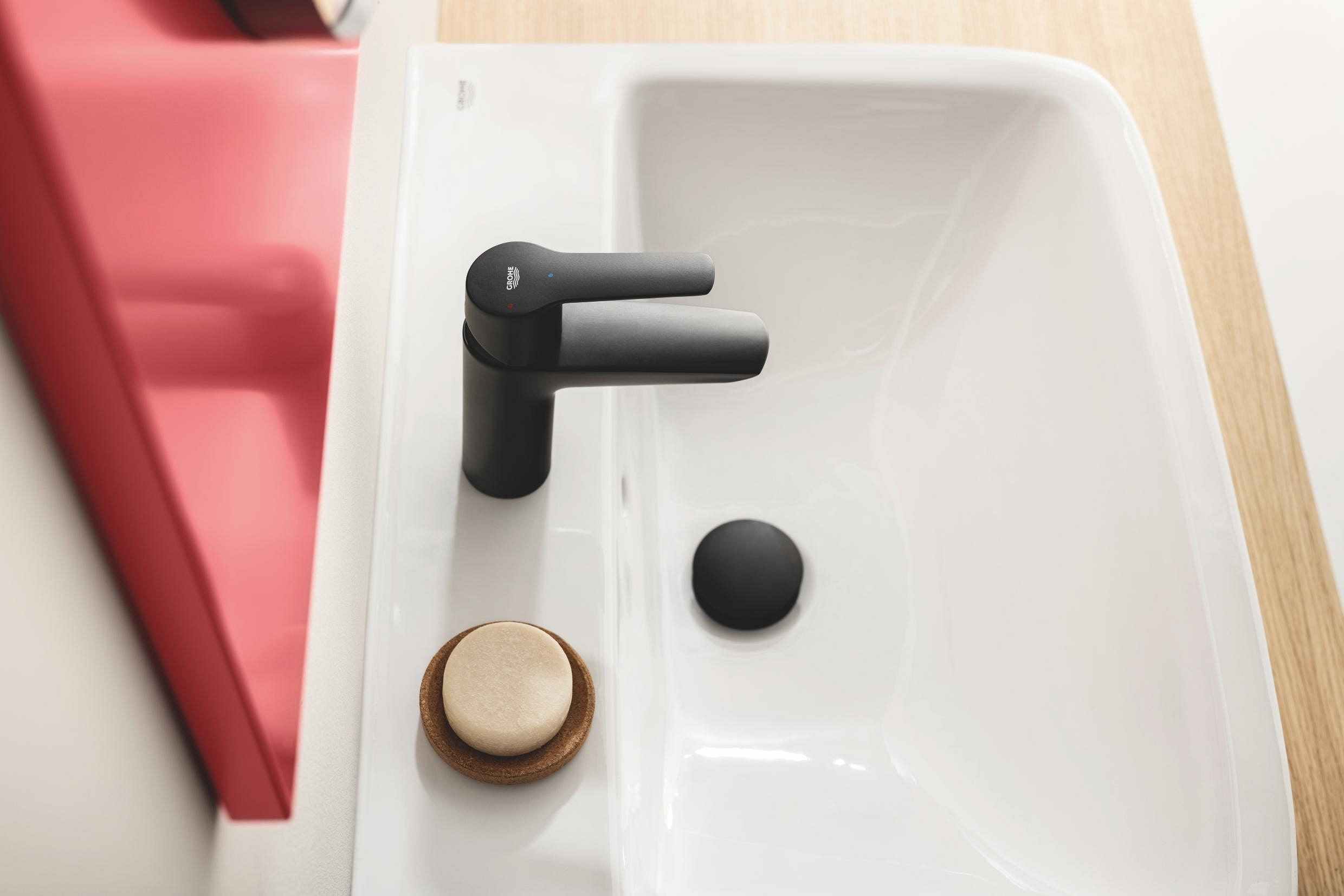 GROHE_Start_Basin_Mixer_Matte_Black.jpeg