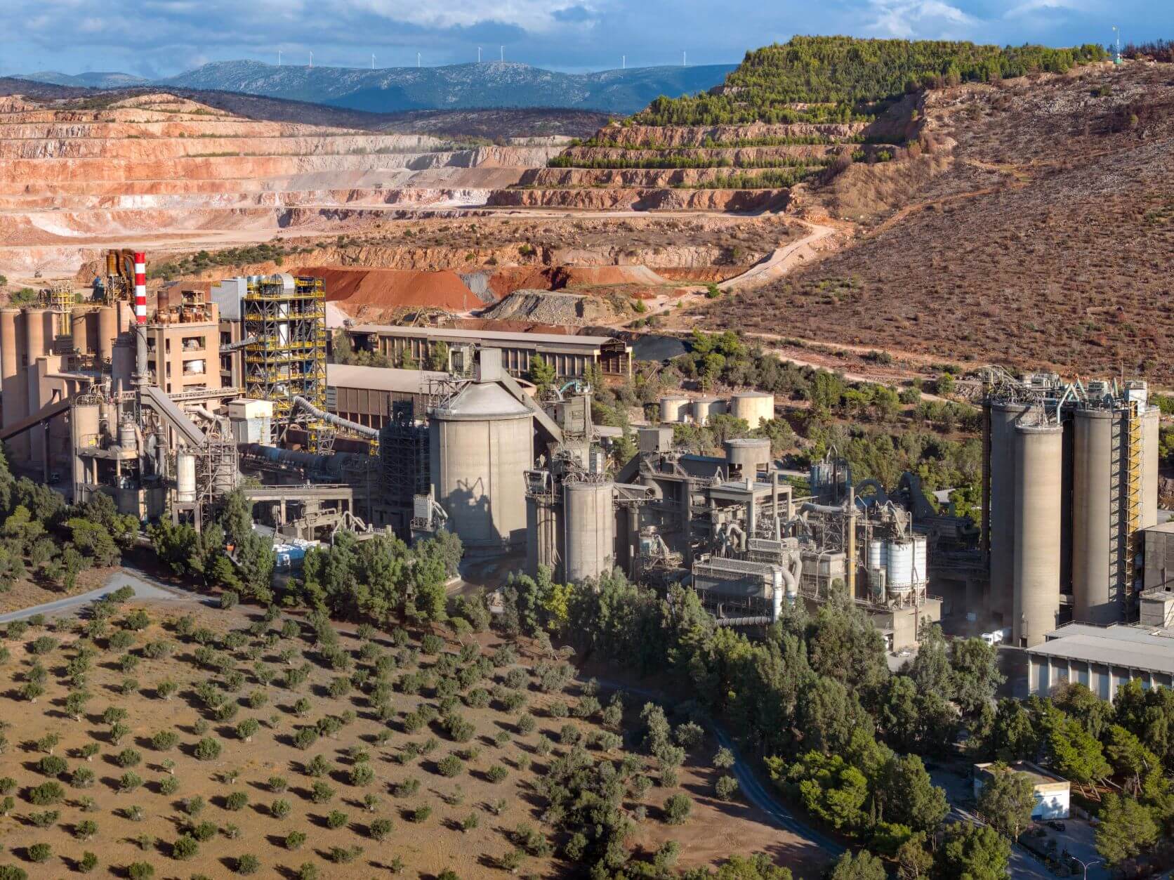 Kamari_Cement_Plant_Greece_Photo_3.jpg