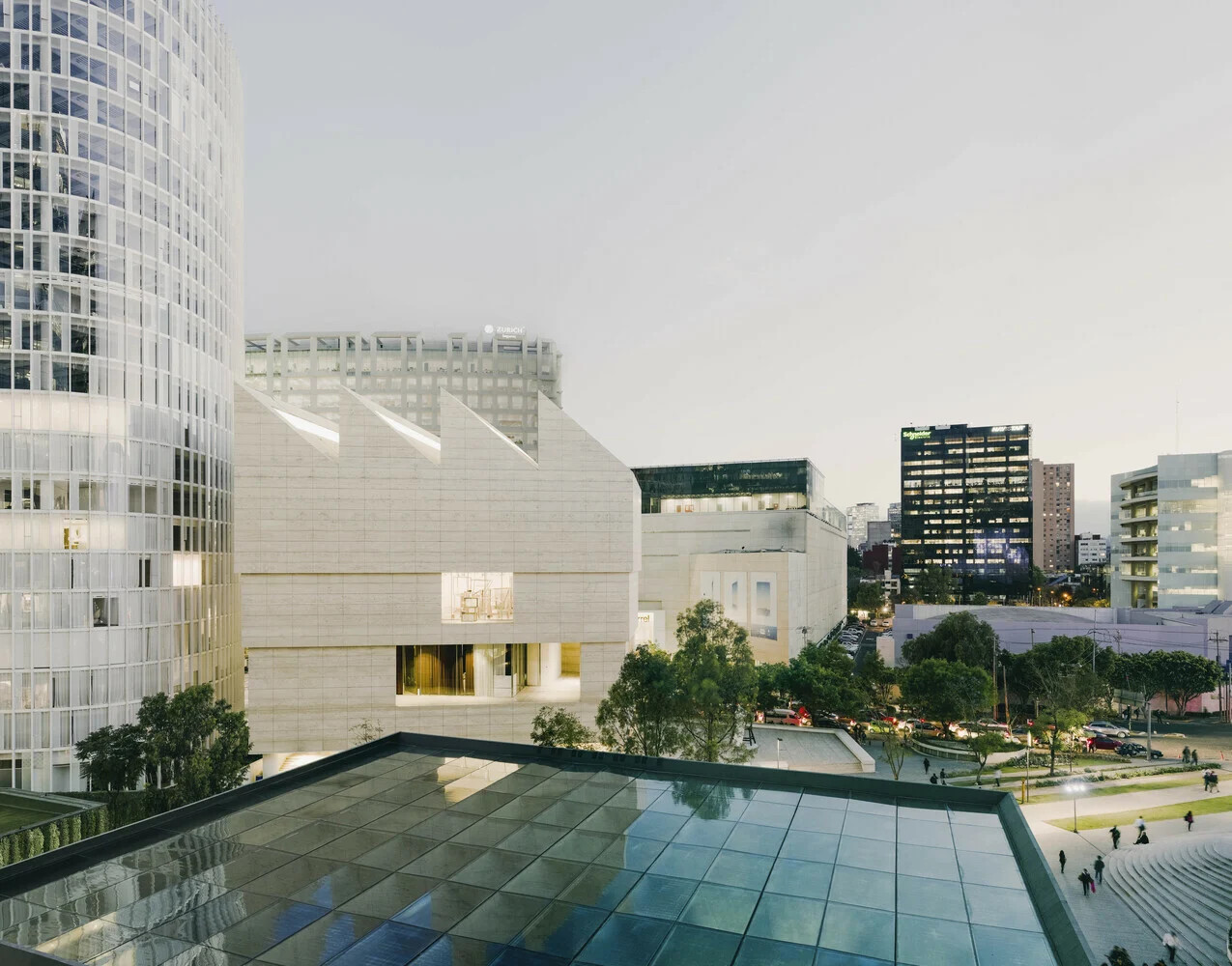 Museo Jumex Simon Menges