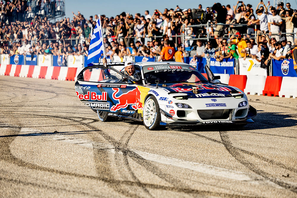 Red-bull-Alumil-Image-10a.jpg