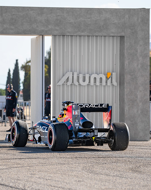 Red-bull-Alumil-Image-3.jpg