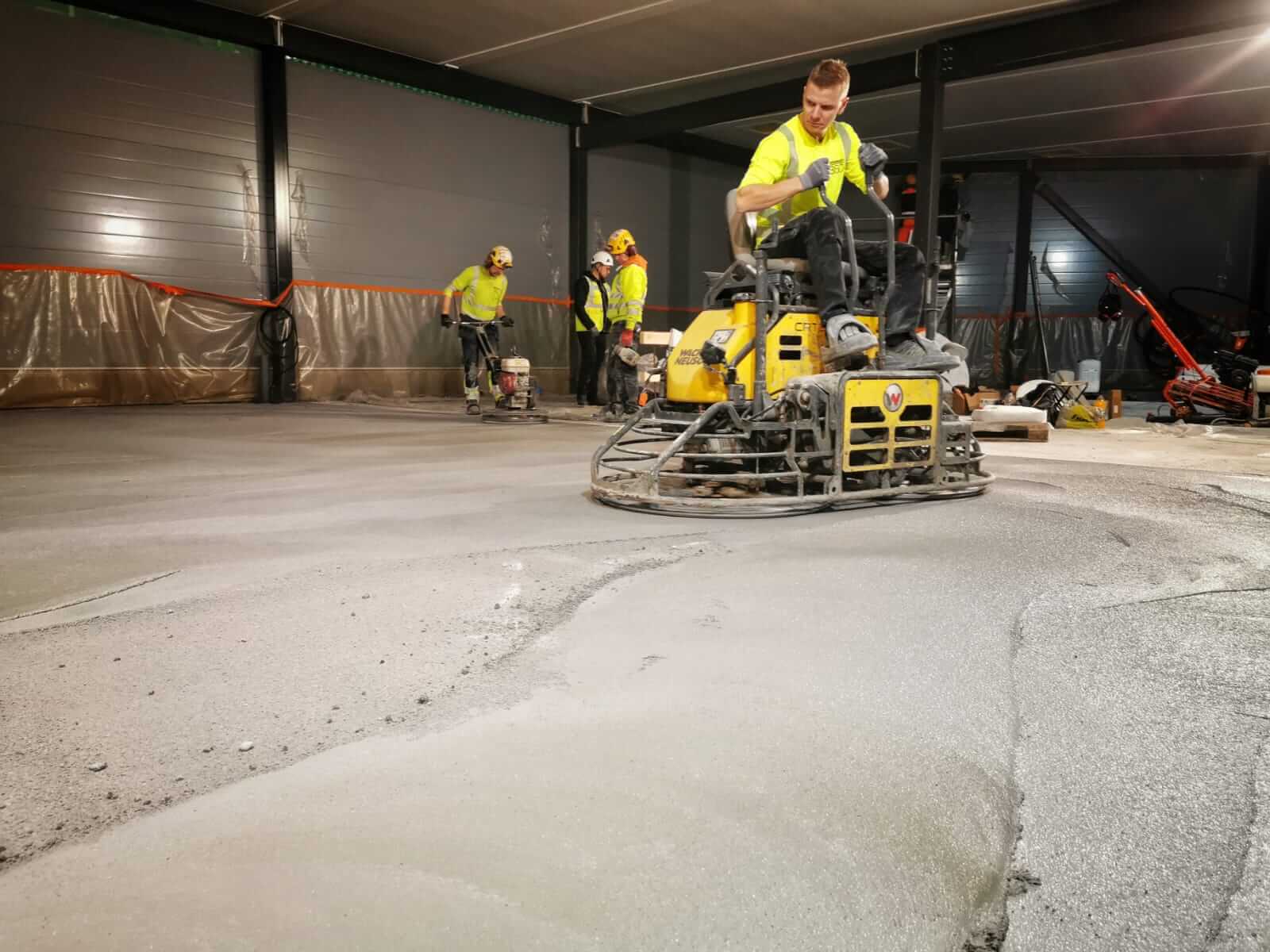 Troweling_Optimal_Slab.jpg