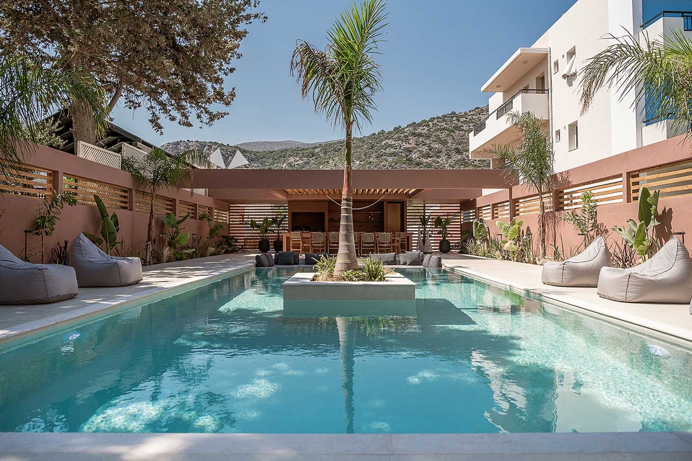 ''Cosmos Luxury Villa'' στη Σταλίδα Ηρακλείου Κρήτης