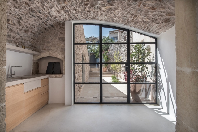 Renovation of a summer house in Kithira