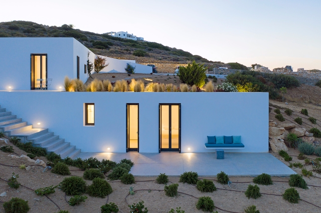 ''Nest House'' στην Πάρο. Έμφαση στον σχεδιασμό της πέμπτης όψης