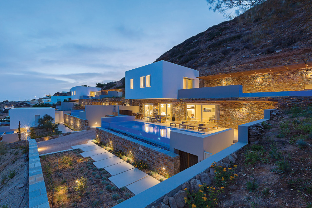 "HIDEOUT SUITES" Οκτώ νέες σουίτες σε επέκταση ξενοδοχείου στην Ίο