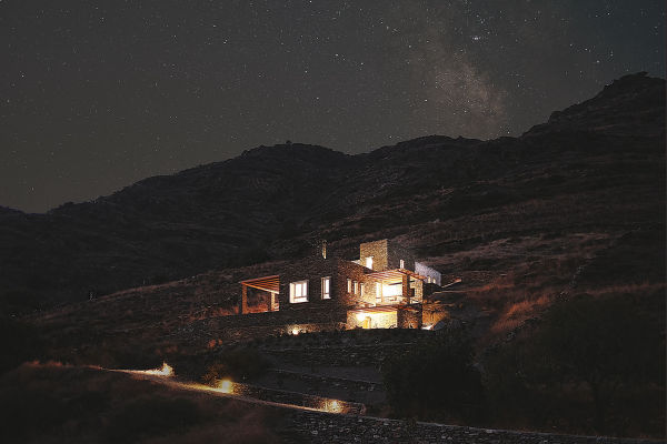Cometa Architects - Faidra Matziaraki &amp; Víctor Gonzalez