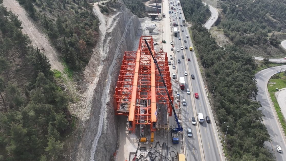 ΑΒΑΞ-ΜΕΤΚΑ: Δενδροφυτεύσεις και δράσεις περιβαλλοντικής αναβάθμισης από τους αναδόχους του FlyOver
