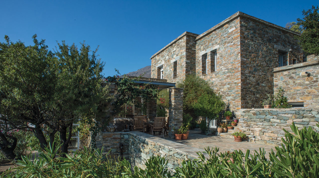 Λιθόκτιστη κατοικία στην Άνδρο