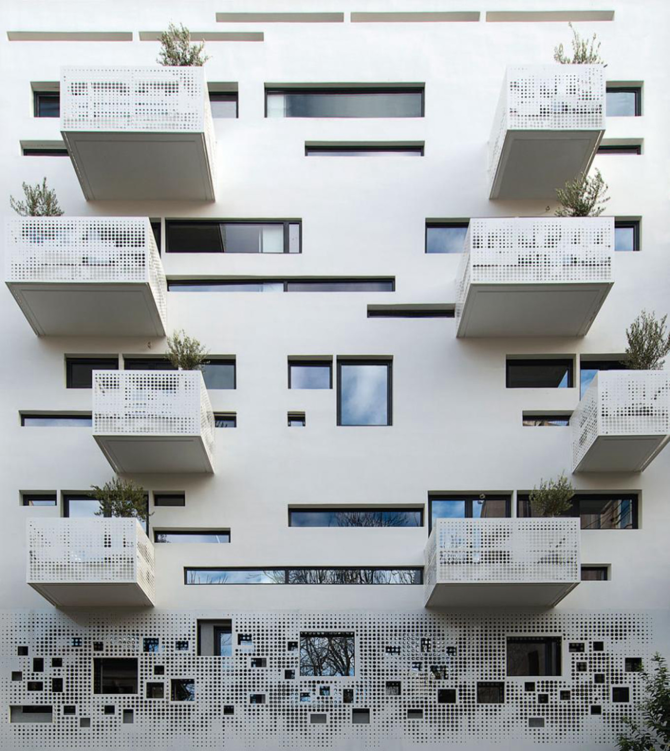 "Urban stripes", πολυκατοικία στο Κουκάκι