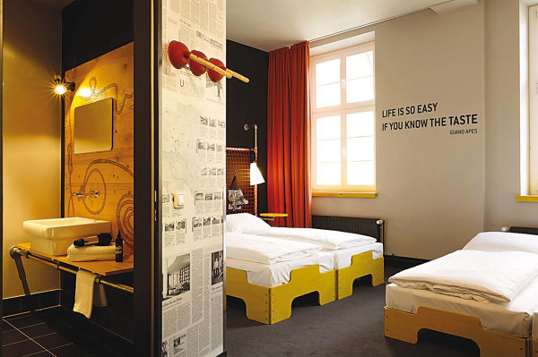 Η ΝΕΑ ΓΕΝΙΑ ΤΩΝ "HOSTELS" 