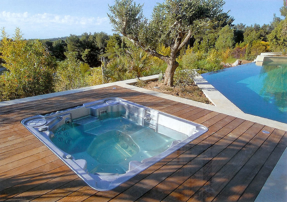 ΠΙΣΙΝΕΣ SPA