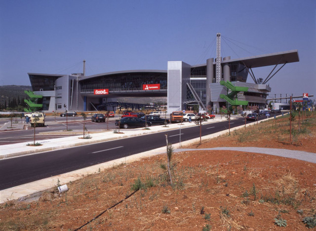 Σταθμός εξυπηρέτησης αυτοκινήτων στη Μαλακάσα