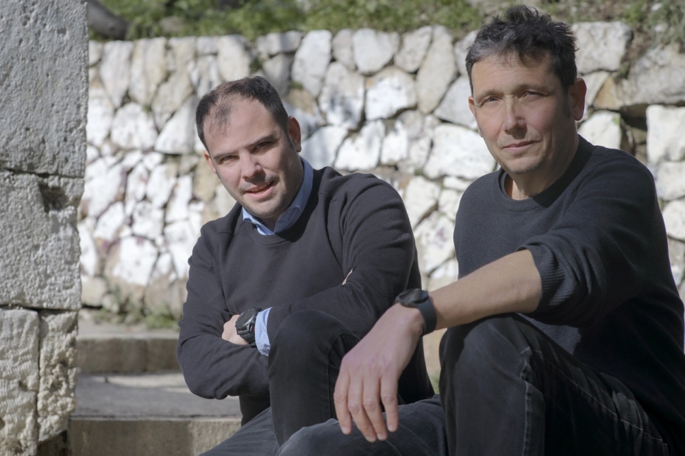 Οι δύο Έλληνες αρχιτέκτονες με τα "Υδάτινα σώματα" στη φετινή Μπιενάλε