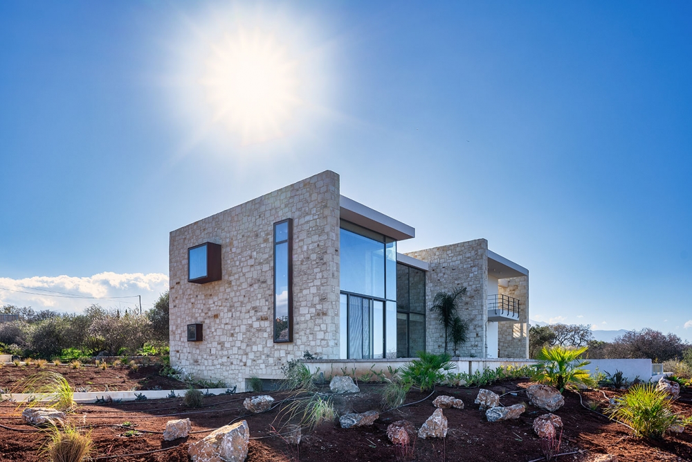 "The Feng Shui Stone House", κατοικία στα Χανιά