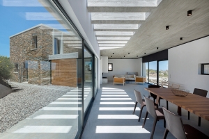 ''Residence among rocks'' in Tinos