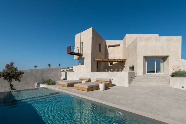 Summer house in Santorini