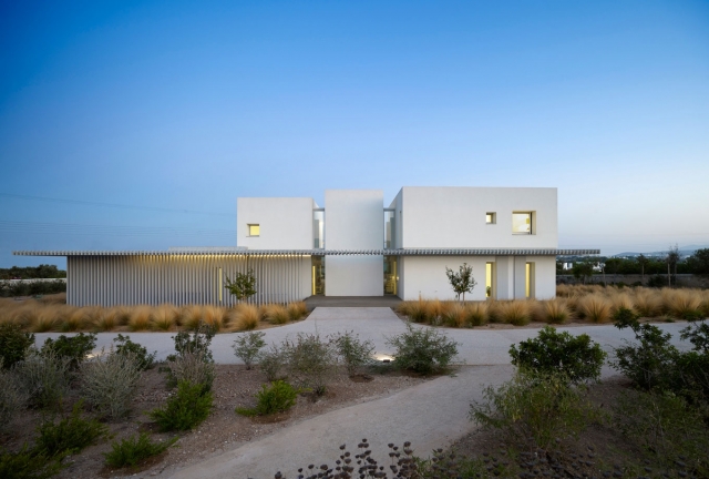''Residences a2'' in Paros