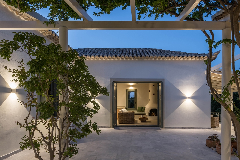 "Hacienda" εξοχική κατοικία με θέα στο μεσσηνιακό τοπίο