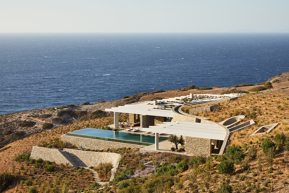"RIDGE HOUSE" εξοχική κατοικία στην Αντίπαρο