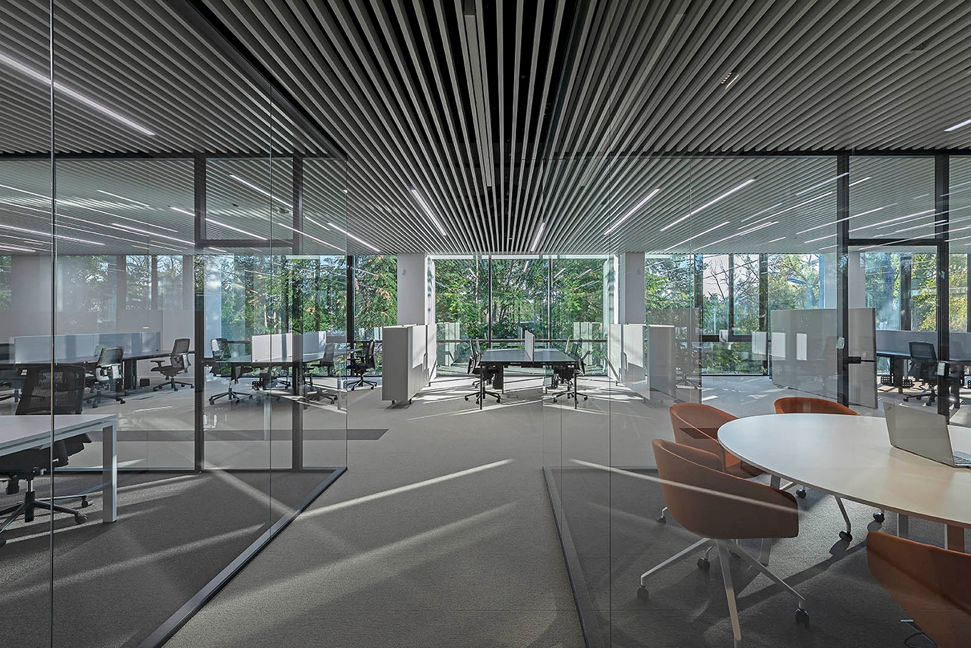 "Motodynamics Headquarters" σύγχρονο κτίριο γραφείων στο Μαρούσι