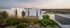 ''THE GAZE'', summerhouse in Paros