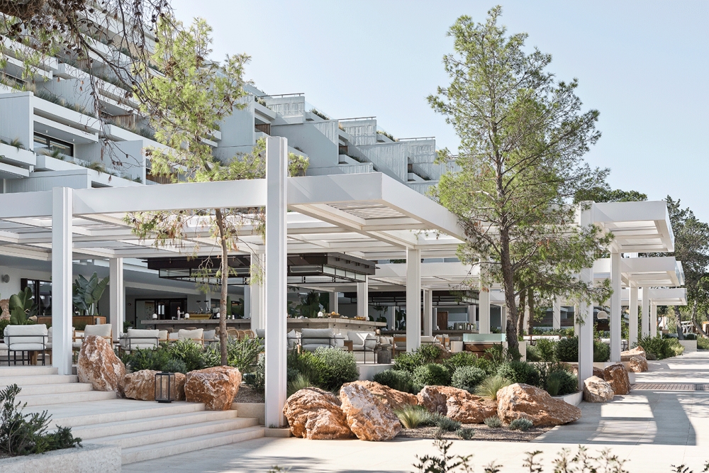 Εστιατόριο "Helios &amp; Taverna37" στο Astir Palace